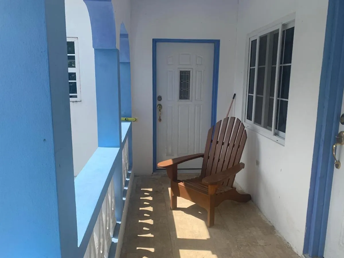 Robin Hood Guest House Port Antonio